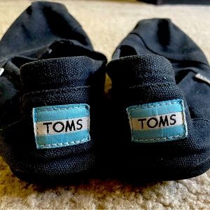 Black Toms
